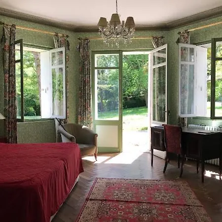 Chateau La Palue بيت ضيافة